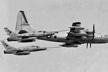421st AREFS 49-0282-and-f-100s