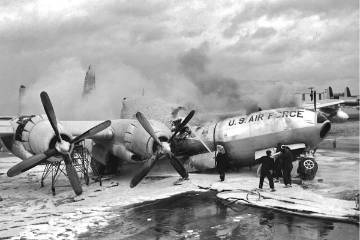 48-0052 broken and burned at Hayes Aircraft