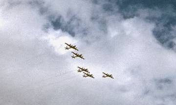 Tanker flyover at Lajes